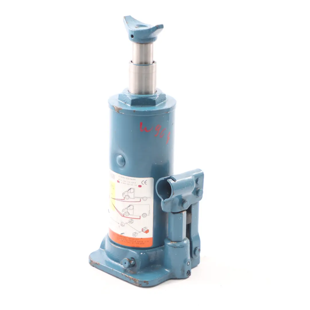 Mercedes Sprinter W901 W906 Cric levage bouteille Outil hydraulique - SKU A9045800018 - Numéro de pièce A9045800018