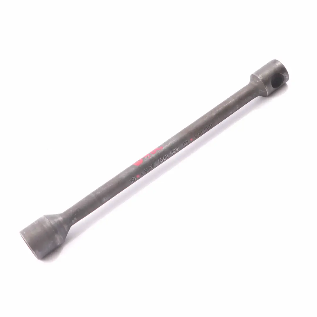 W901 W903 W906 Llave Ruedas Herramienta Abrazadera para Mercedes Sprinter con número de pieza A9045810001 Mercedes Sprinter W901 W903 W906 Llave Ruedas Herramienta Abrazadera - SKU A9045810001 - Número de pieza A9045810001