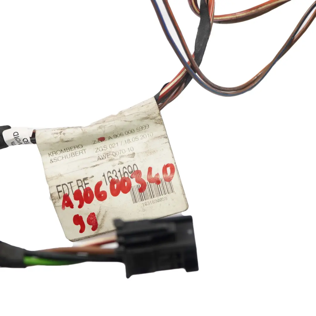 Mercedes Sprinter W906 Mazo de cables de la puerta delantera derecha A9060005999 - SKU A9060034099 - Número de pieza A9060034099