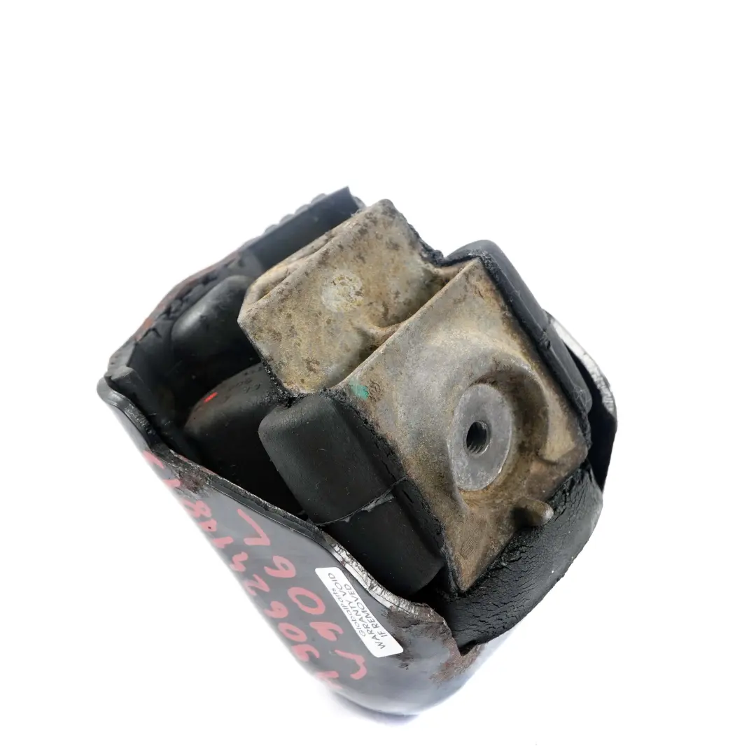  Supporto motore Mercedes W639 anteriore staffa cuscinetto Diesel - SKU A9062411813 - Numero di parte A9062411813