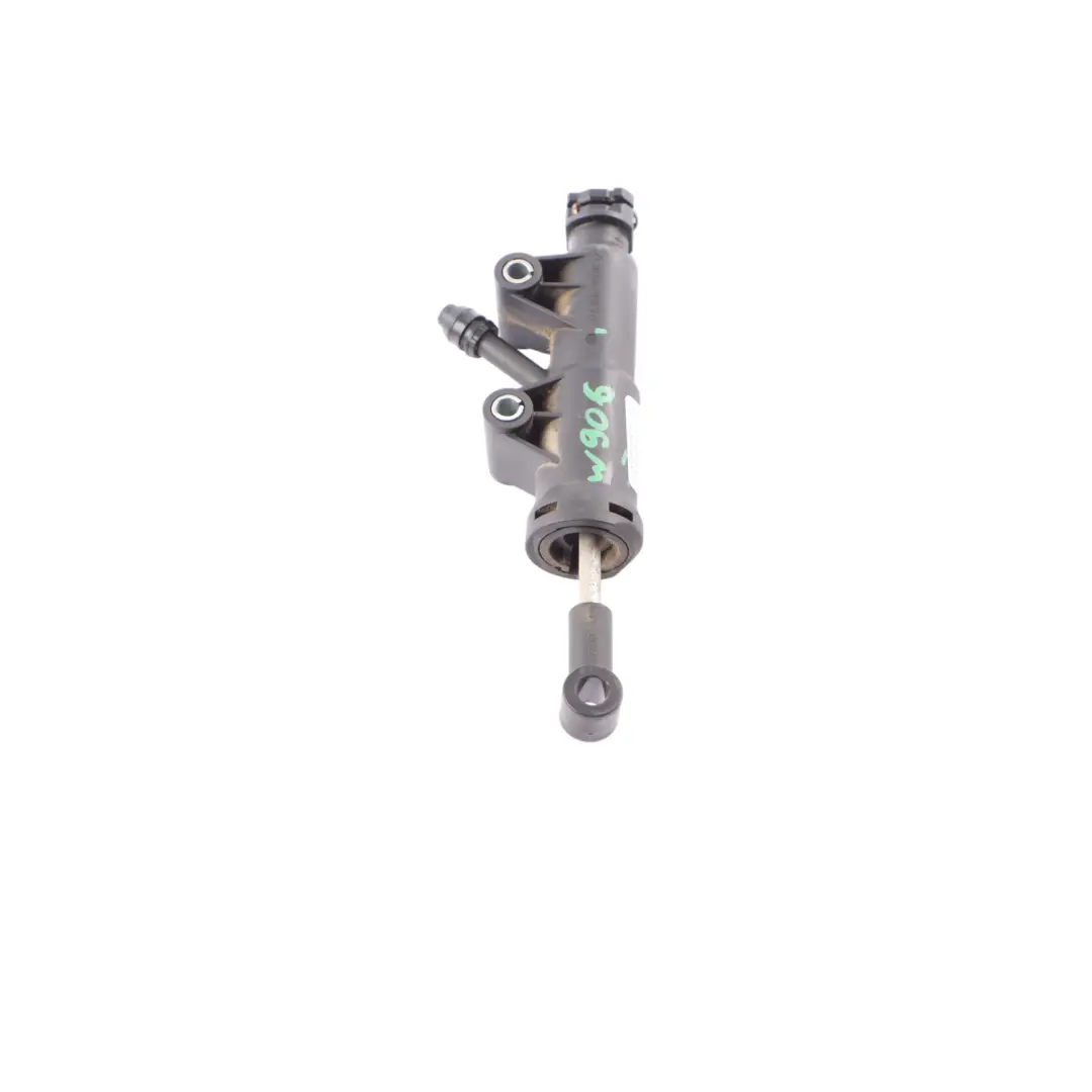 Mercedes Sprinter W906 embrayage maître cylindre générateur - SKU A9062900212 - Numéro de pièce A9062900212
