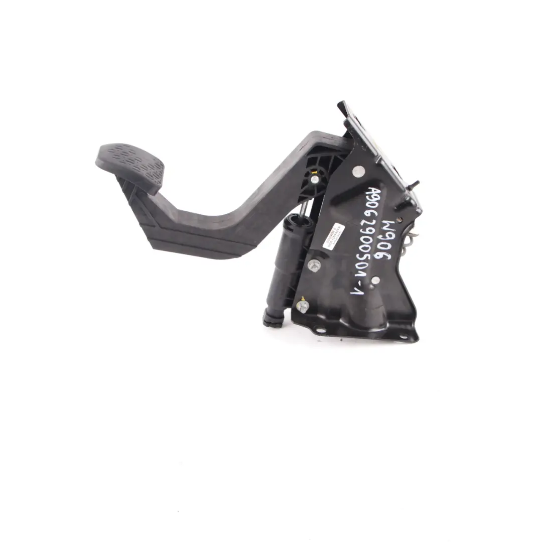 Mercedes Sprinter W906 Pedal de embrague manual Conjunto de control - SKU A9062900501 - Número de pieza A9062900501