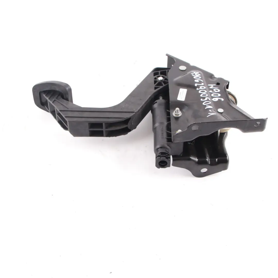 Mercedes Sprinter W906 Pedal de embrague manual Conjunto de control - SKU A9062900501 - Número de pieza A9062900501