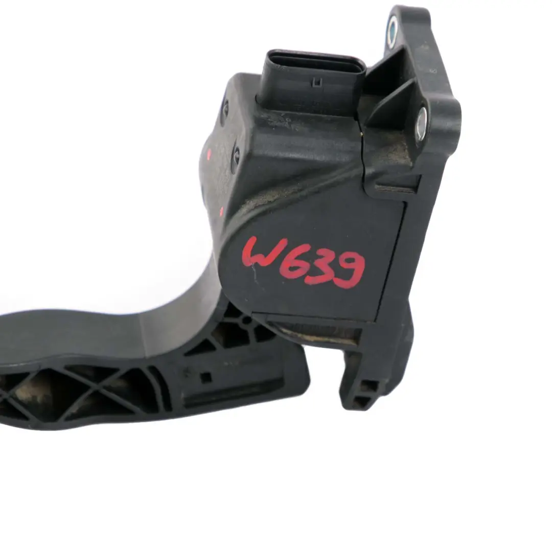  Accelerator Throttle Pedal Mercedes W639 W906 Unit Manual - SKU A9063000404 - Part number A9063000404
