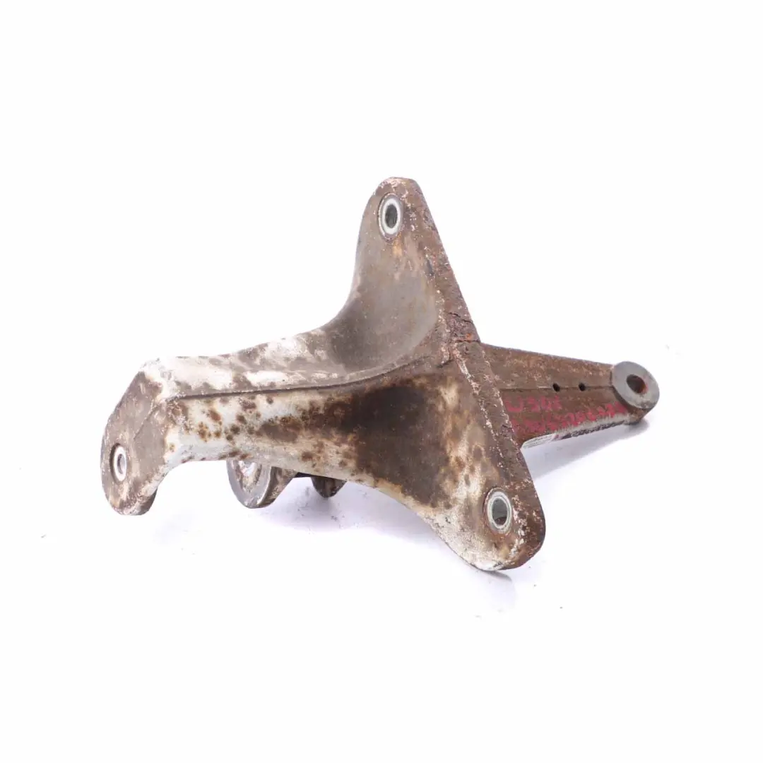 Mocowanie Wspornik Amortyzator Tył do Mercedes W906 o numerze A9063200270 Mercedes W906 Mocowanie Wspornik Amortyzator Tył - SKU A9063200270 - Numer Części A9063200270