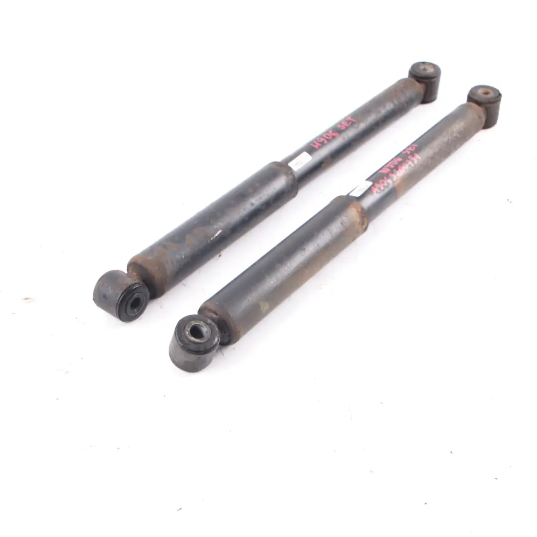 Set ammortizzatore a molla posteriore sinistro destro per Mercedes Sprinter W906 con numero di parte A9063200731 Mercedes Sprinter W906 Set ammortizzatore a molla posteriore sinistro destro - SKU A9063200731 - Numero di parte A9063200731