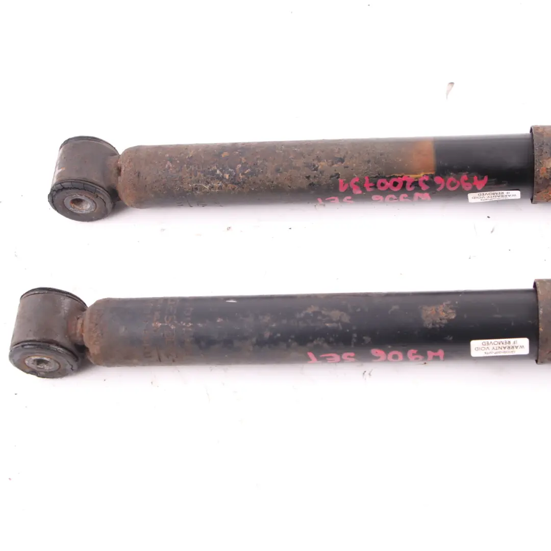 Set ammortizzatore a molla posteriore sinistro destro per Mercedes Sprinter W906 con numero di parte A9063200731 Mercedes Sprinter W906 Set ammortizzatore a molla posteriore sinistro destro - SKU A9063200731 - Numero di parte A9063200731