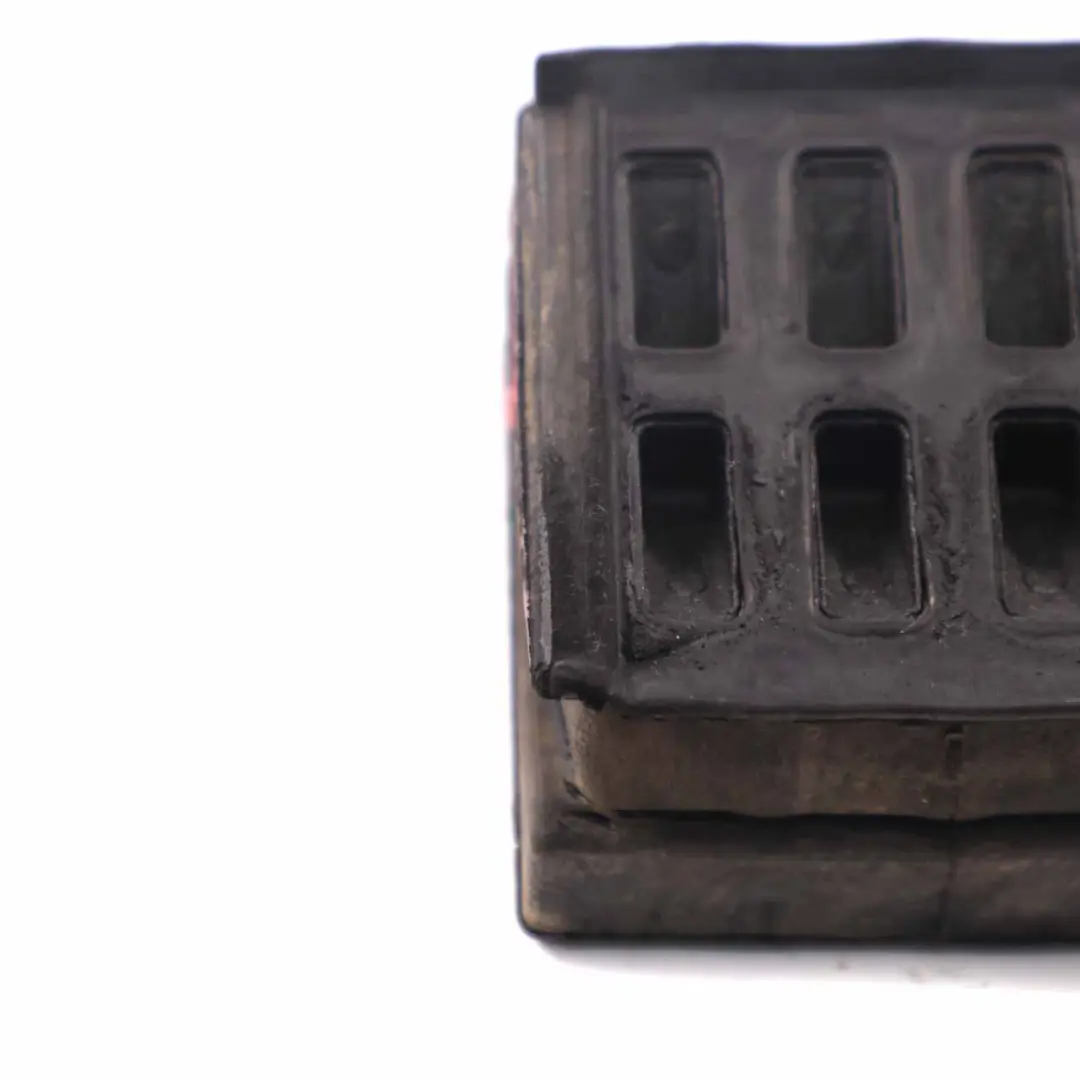Support de montage pour essieu avant Mercedes Sprinter W906 - SKU A9063220319 - Numéro de pièce A9063220319