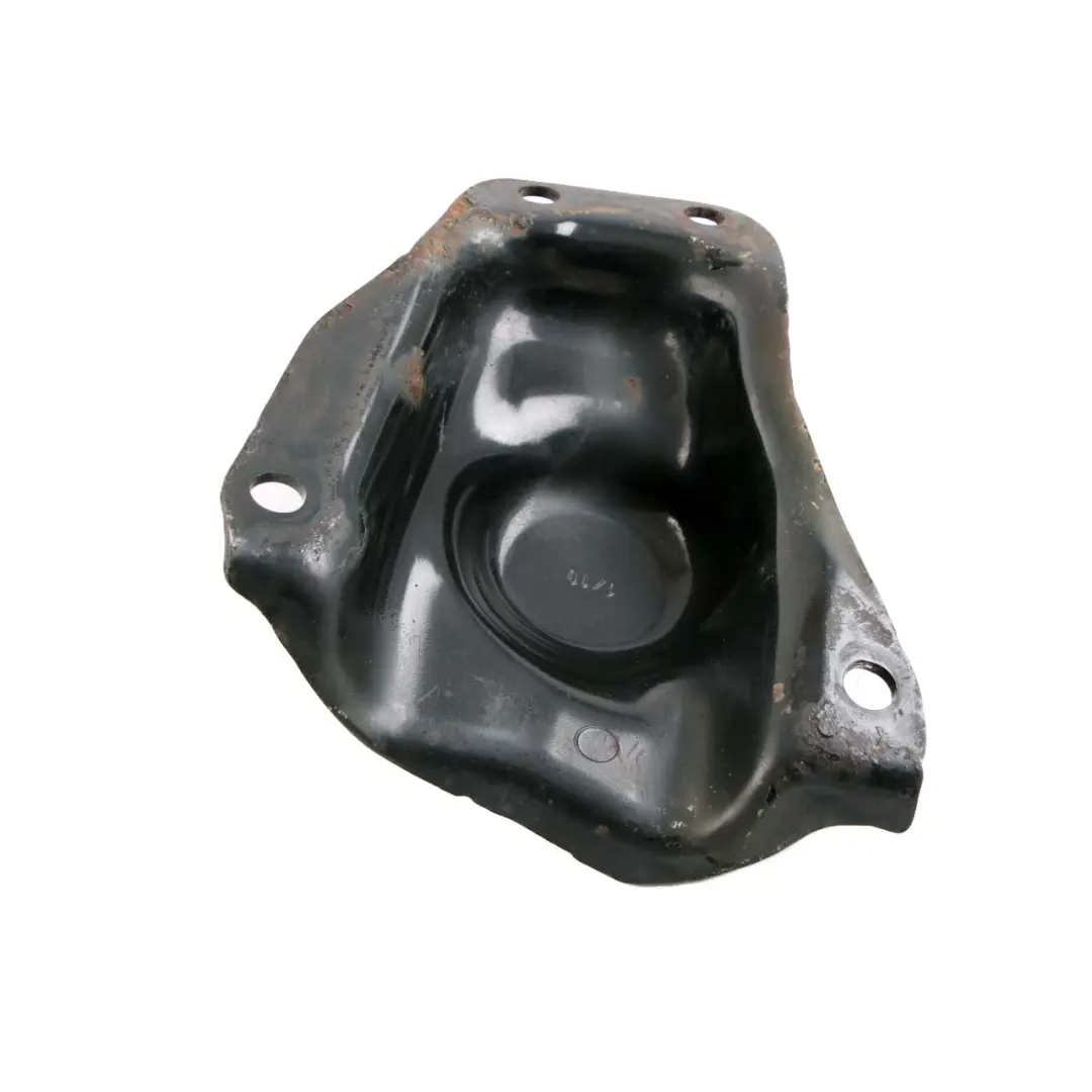 Mercedes Sprinter W906 vorne links Aufhängung Querlenkerhalterung Abdeckkappe - SKU A9063221009 - Teilenummer A9063221009