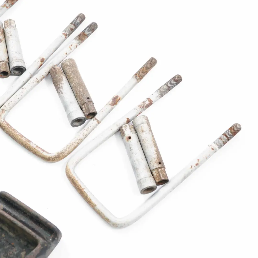 Support D'essieu Arrière Support Châssis Set A9063250400 pour Mercedes Sprinter W906 à propos du numéro de pièce A9063240300 Mercedes Sprinter W906 Support D'essieu Arrière Support Châssis Set A9063250400 - SKU A9063240300 - Numéro de pièce A9063240300