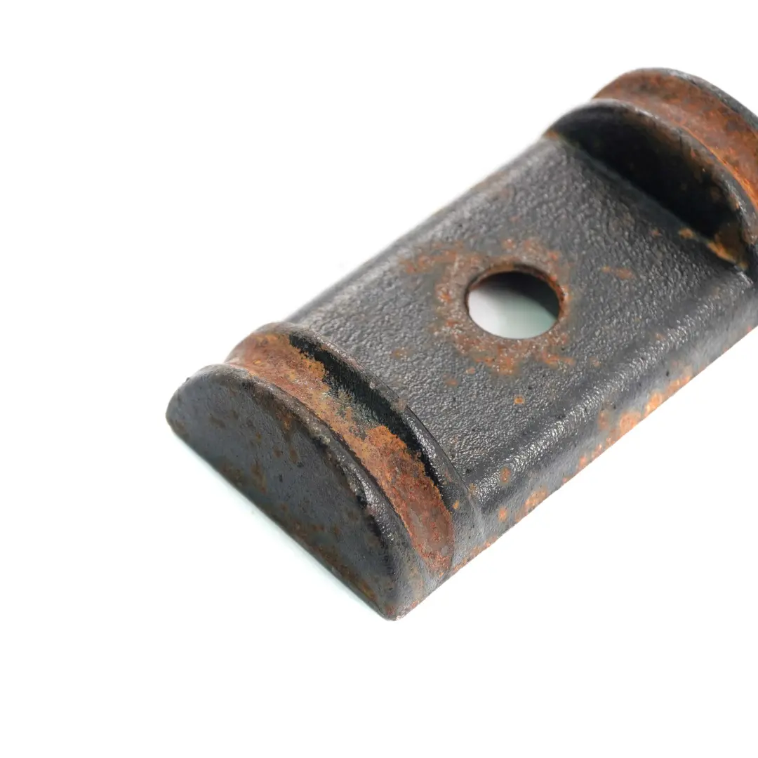  Mercedes-Benz Sprinter W906 support de ressort pour suspension d'essieu arriere - SKU A9063250254 - Numéro de pièce A9063250254
