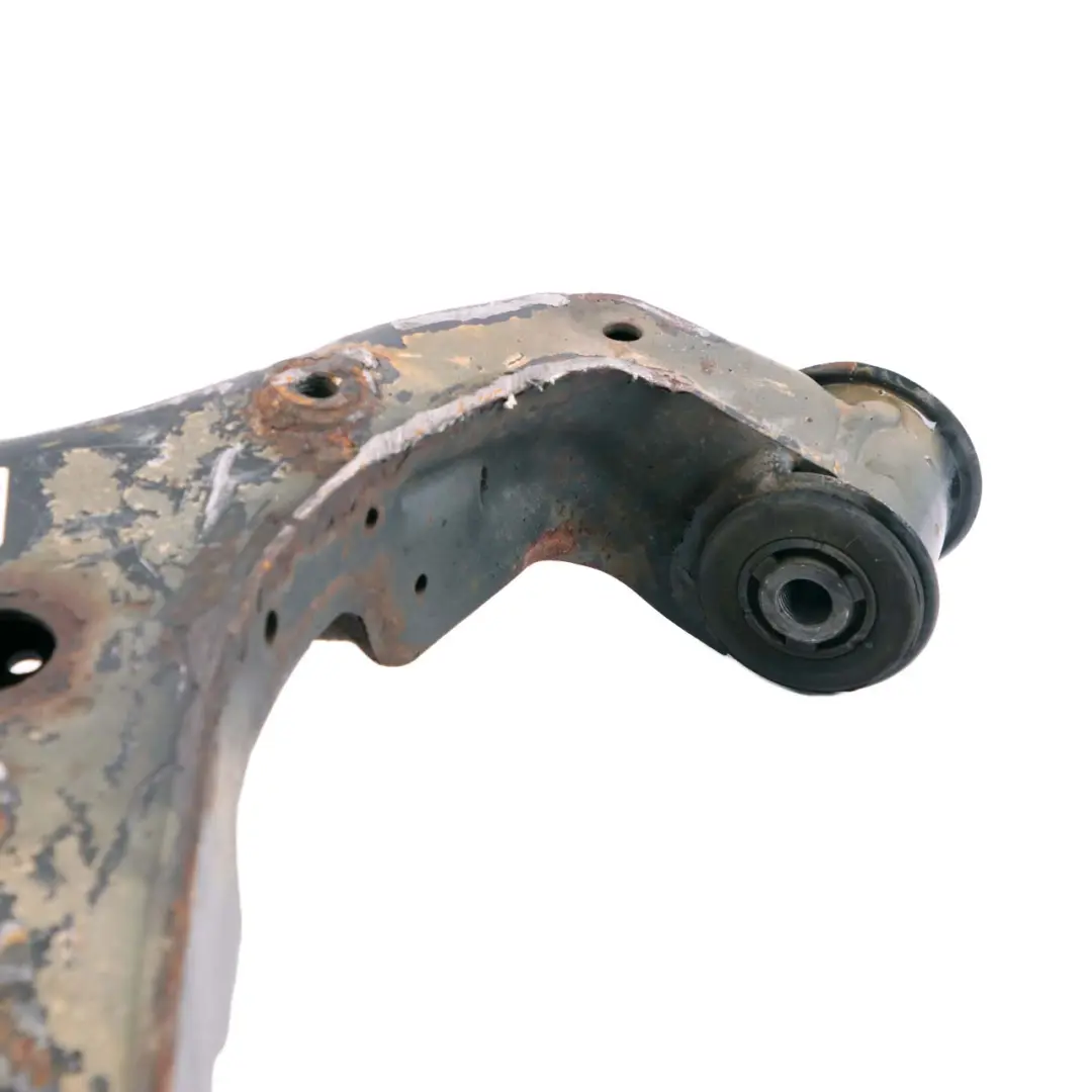 Assale anteriore sinistro Braccio di controllo inferiore per Mercedes Sprinter W906 con numero di parte A9063304007 Mercedes Sprinter W906 Assale anteriore sinistro Braccio di controllo inferiore - SKU A9063304007 - Numero di parte A9063304007