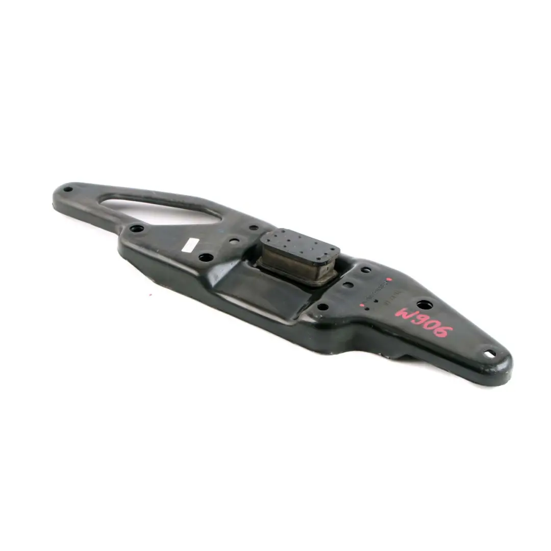  Mercedes-Benz Sprinter W906 Suspension Delantera Izquierda Soporte Ballesta - SKU A9063310626 - Número de pieza A9063310626