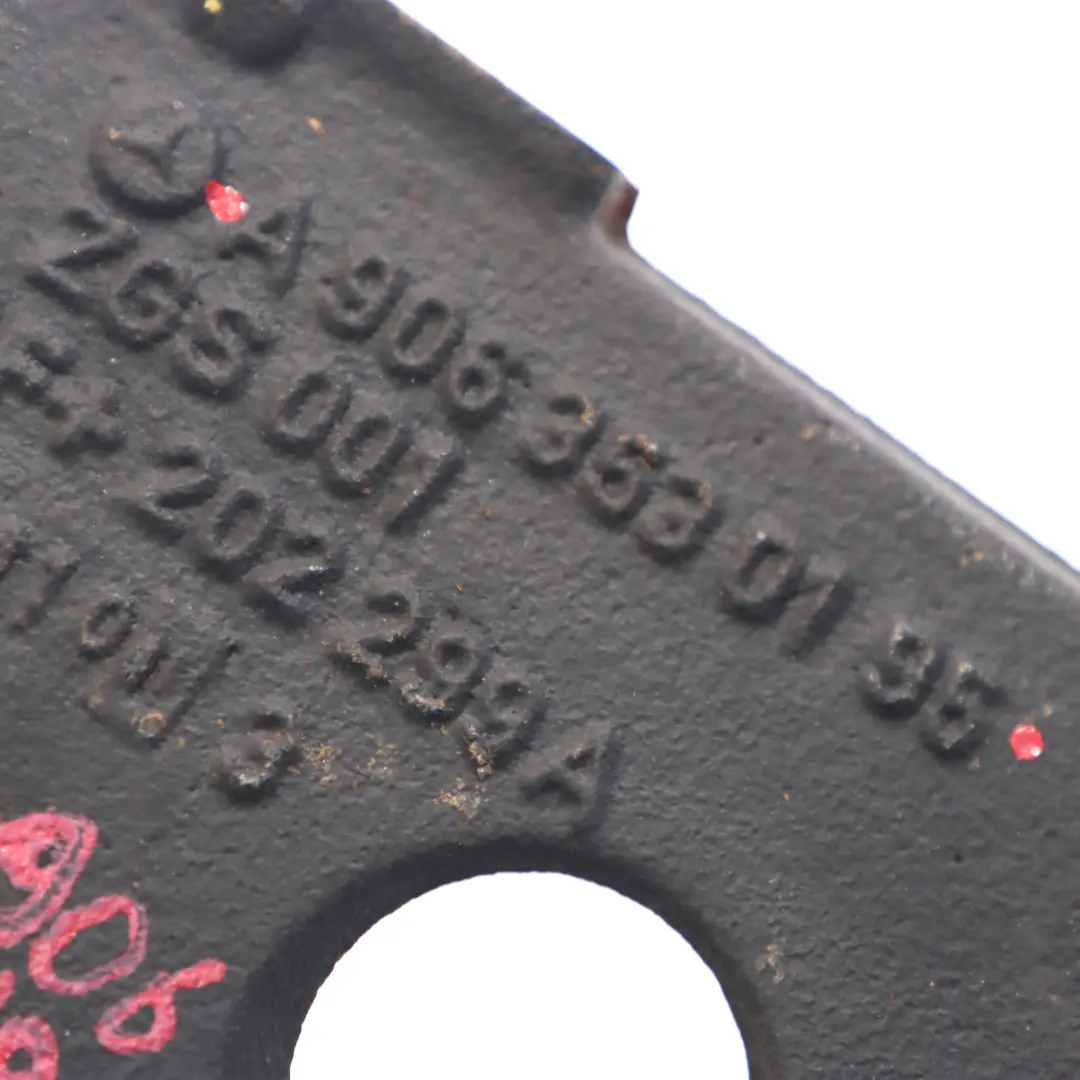 Wspornik Mocowanie Łapa Dyferencjału Tył do Mercedes Sprinter W906 o numerze A9063500185 Mercedes Sprinter W906 Wspornik Mocowanie Łapa Dyferencjału Tył - SKU A9063500185 - Numer Części A9063500185