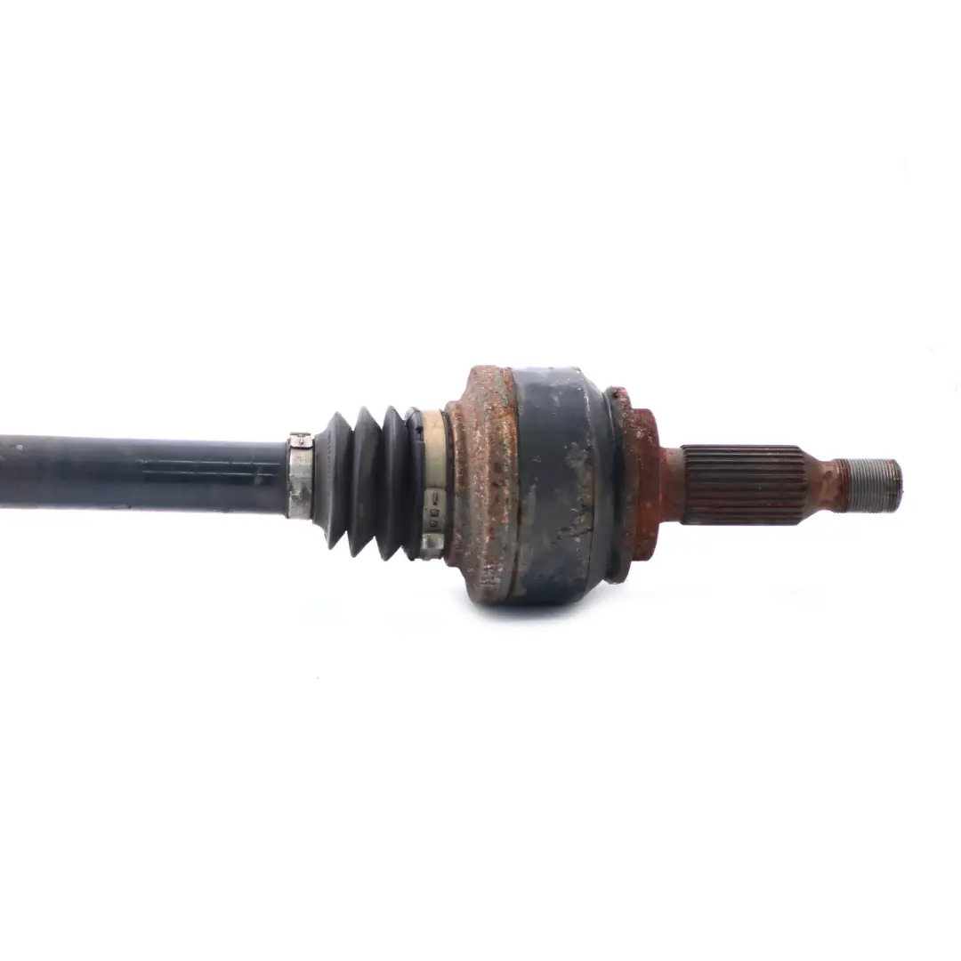 Arbre transmissionl'essieu arrière Arbre droit pour Mercedes W906 à propos du numéro de pièce A9063502910 Mercedes W906 Arbre transmissionl'essieu arrière Arbre droit - SKU A9063502910 - Numéro de pièce A9063502910