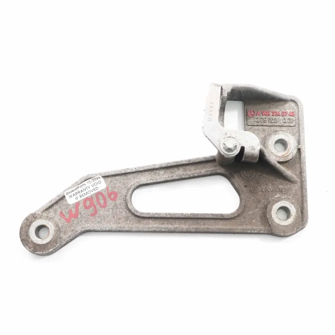 Wspornik Wybieraka Biegów do Mercedes W639 W906 o numerze A9063740740 Mercedes W639 W906 Wspornik Wybieraka Biegów - SKU A9063740740 - Numer Części A9063740740