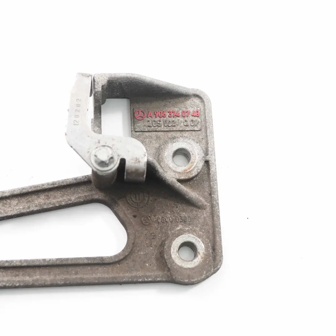 Mercedes Vito W639 Sprinter W906 Support de sélecteur de vitesse - SKU A9063740740 - Numéro de pièce A9063740740