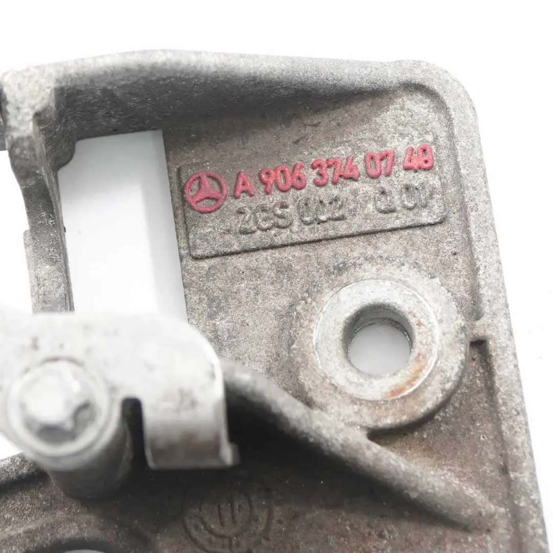 Selector Bracket Mount to Mercedes W639 W906 Gear Shifter with Part number A9063740740 Mercedes W639 W906 Gear Shifter Selector Bracket Mount - SKU A9063740740 - Part number A9063740740