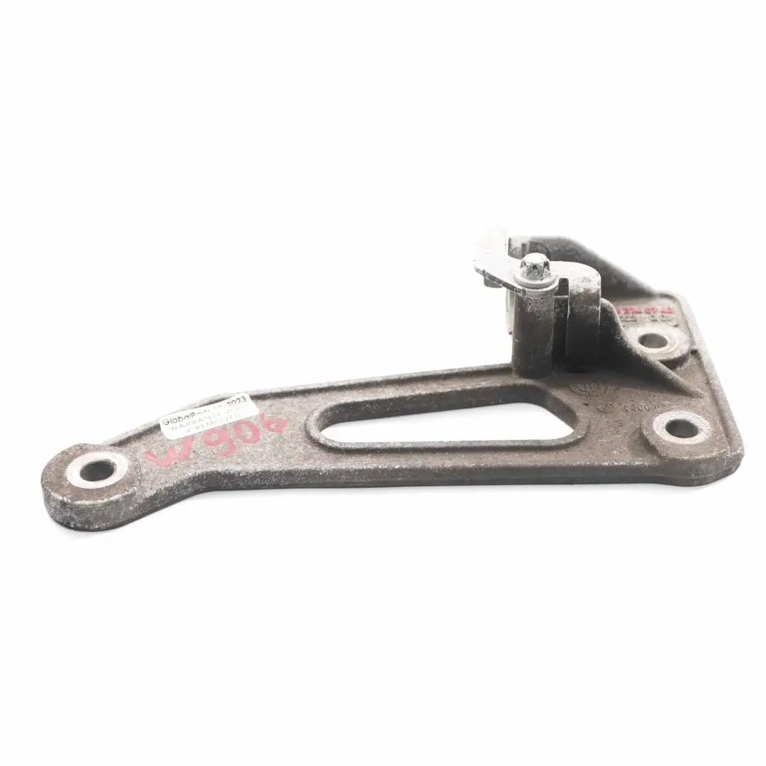 Mercedes Vito W639 Sprinter W906 Support de sélecteur de vitesse - SKU A9063740740 - Numéro de pièce A9063740740
