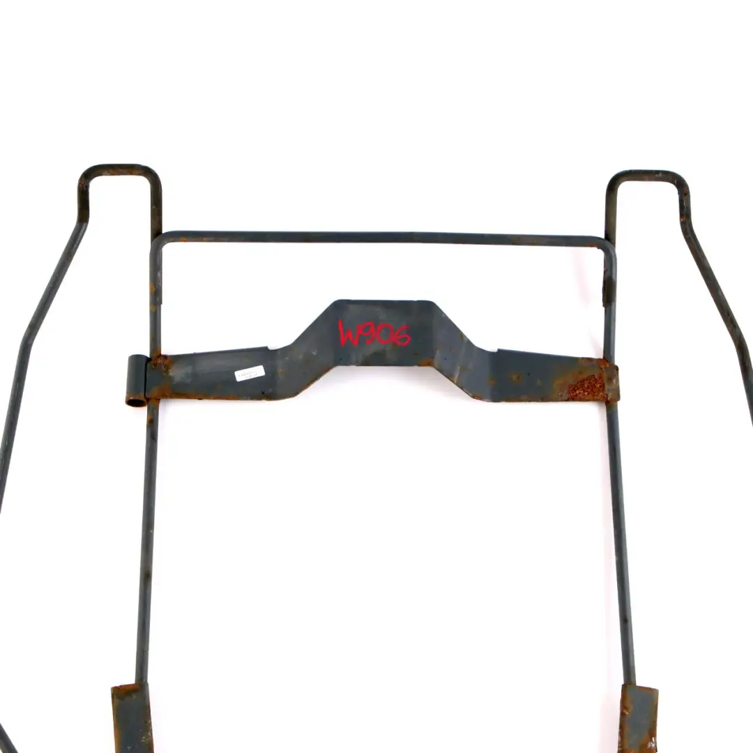 Ruota Scorta Supporto Sottoscocca Staffa Montaggio per Mercedes W906 con numero di parte A9064000141 Mercedes W906 Ruota Scorta Supporto Sottoscocca Staffa Montaggio - SKU A9064000141 - Numero di parte A9064000141