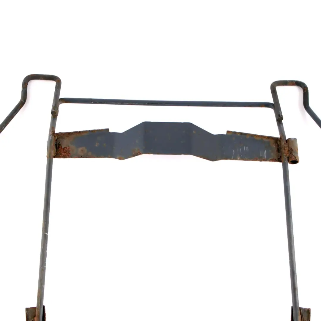 Ruota Scorta Supporto Sottoscocca Staffa Montaggio per Mercedes W906 con numero di parte A9064000141 Mercedes W906 Ruota Scorta Supporto Sottoscocca Staffa Montaggio - SKU A9064000141 - Numero di parte A9064000141