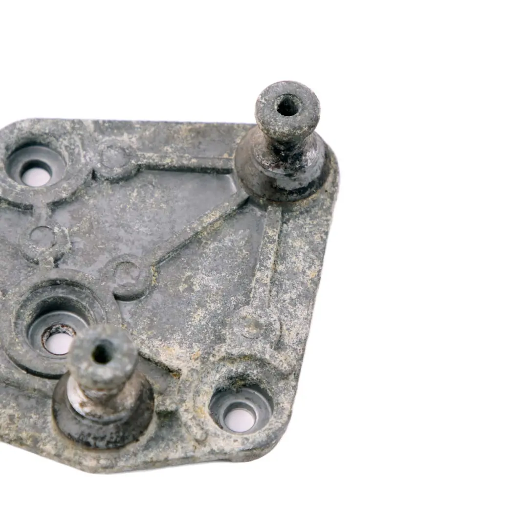 Support De Fixation Pour Unité Hydraulique pour Mercedes W906 à propos du numéro de pièce A9064310340 Mercedes W906 Support De Fixation Pour Unité Hydraulique - SKU A9064310340 - Numéro de pièce A9064310340