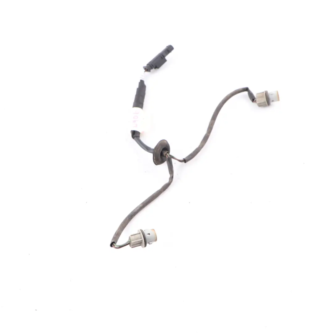 Wiring Harness Tailgate License Plate Lamp to Mercedes Sprinter W906 with Part number A9064404941 Mercedes Sprinter W906 Wiring Harness Tailgate License Plate Lamp - SKU A9064404941 - Part number A9064404941