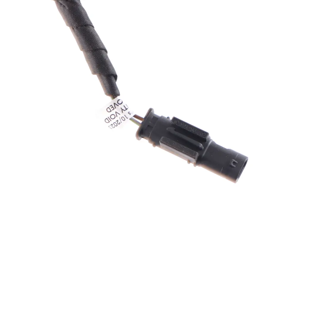 Wiring Harness Tailgate License Plate Lamp to Mercedes Sprinter W906 with Part number A9064404941 Mercedes Sprinter W906 Wiring Harness Tailgate License Plate Lamp - SKU A9064404941 - Part number A9064404941