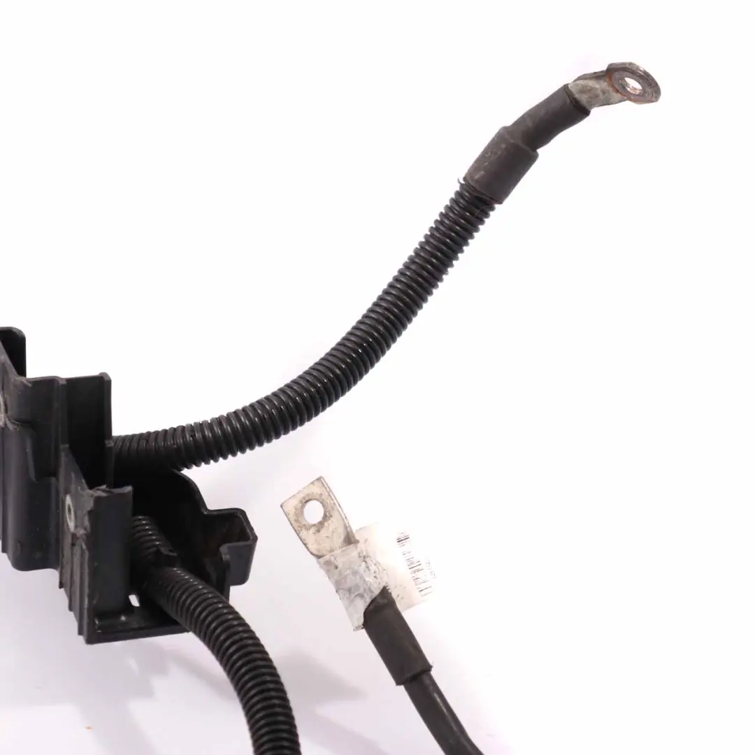  Câble Positif Mercedes W906 OM651 Alternateur Démarrage Batterie - SKU A9064409913 - Numéro de pièce A9064409913
