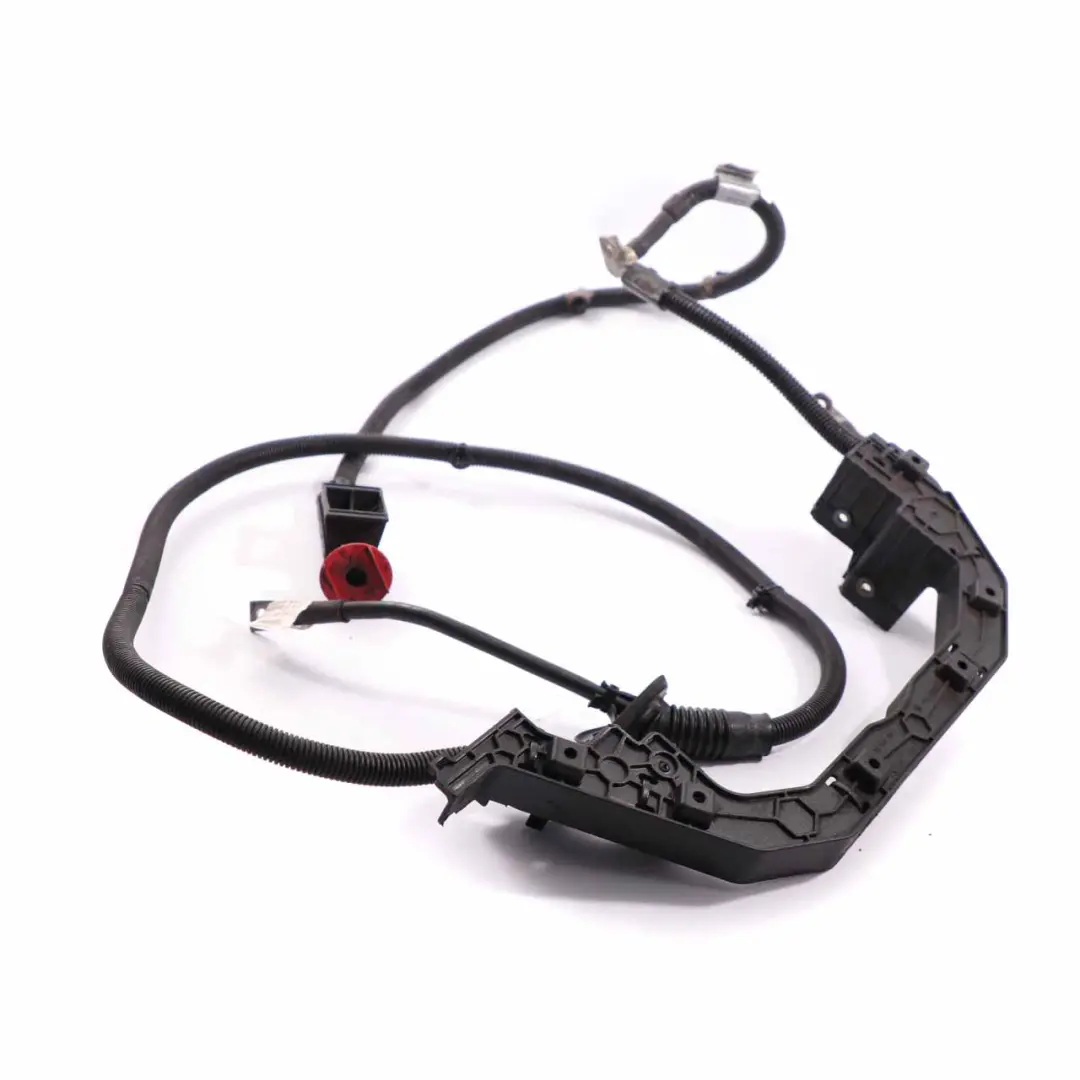 Câble Positif Mercedes W906 OM651 Alternateur Démarrage Batterie pour à propos du numéro de pièce A9064409913 Câble Positif Mercedes W906 OM651 Alternateur Démarrage Batterie - SKU A9064409913 - Numéro de pièce A9064409913