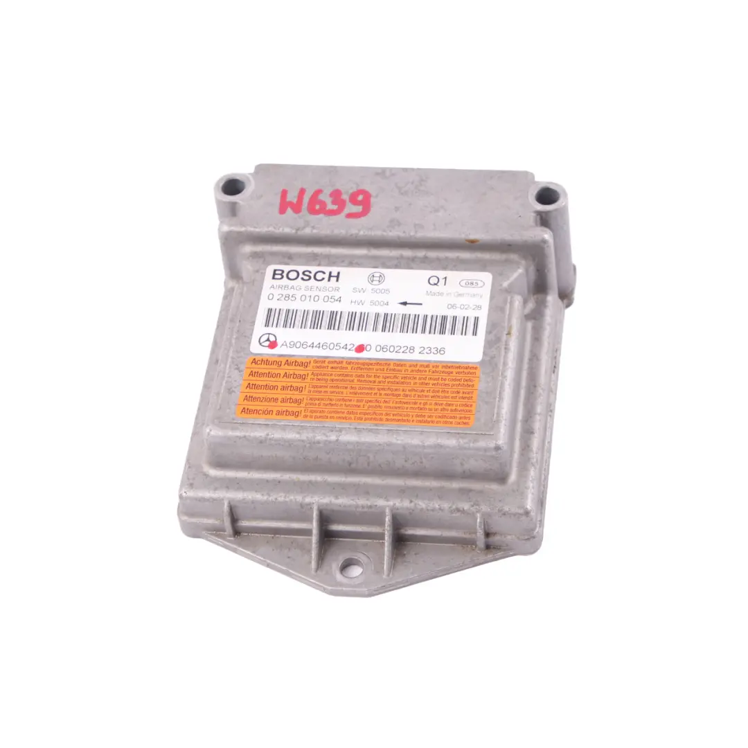 ECU Control Unit Sensor Module Air Module to Mercedes W639 W906 with Part number A9064460542 Mercedes W639 W906 ECU Control Unit Sensor Module Air Module - SKU A9064460542 - Part number A9064460542