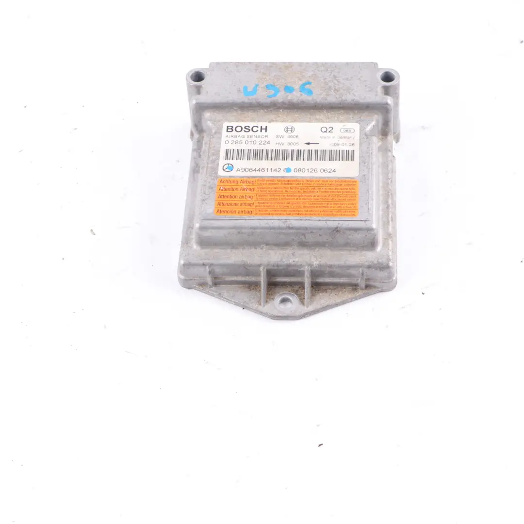 Modulo Airbag Air Bag SRS Unità di controllo ECU per Mercedes W639 W906 con numero di parte A9064461142 Mercedes W639 W906 Modulo Airbag Air Bag SRS Unità di controllo ECU - SKU A9064461142 - Numero di parte A9064461142