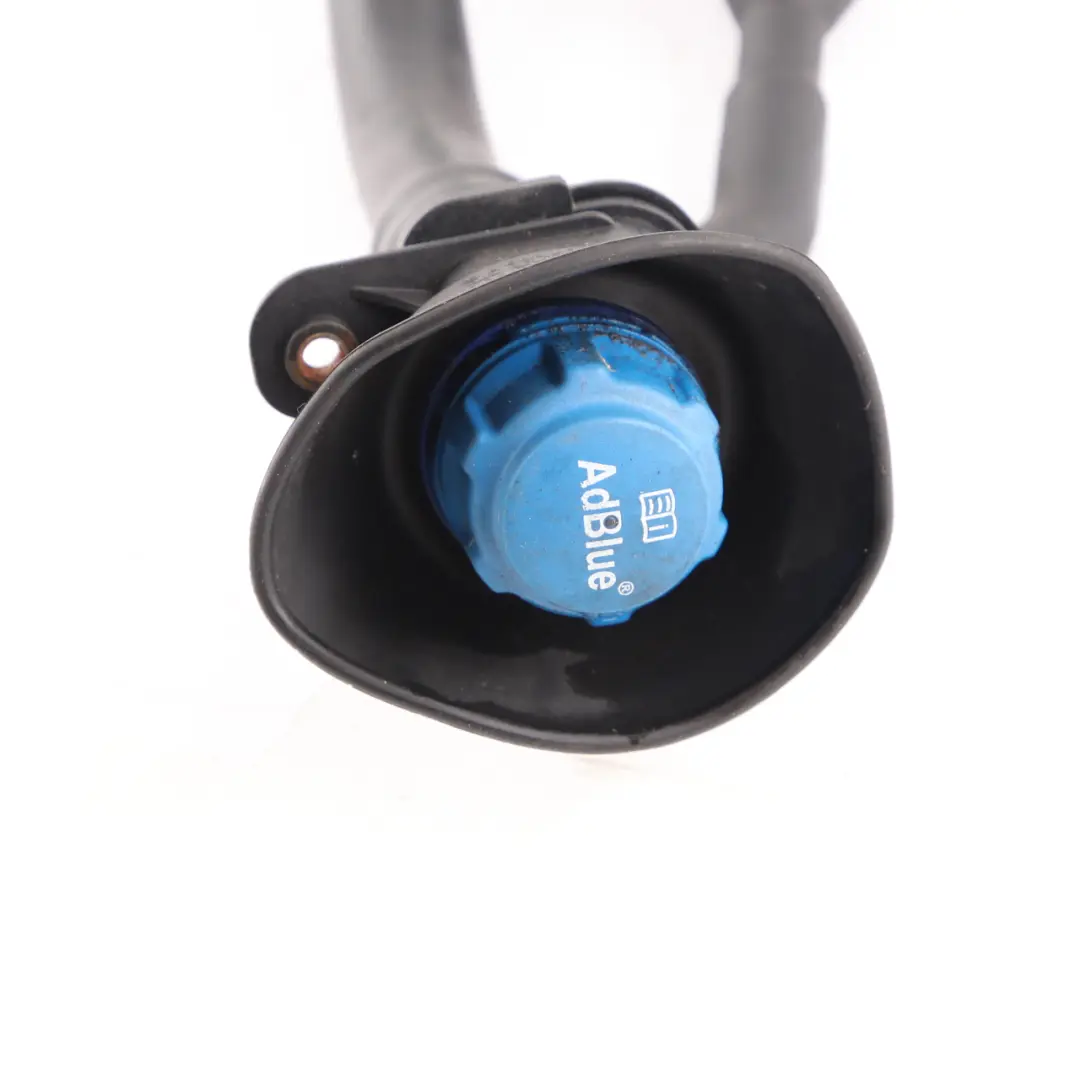 AdBlue serbatoio riempimento linea per Mercedes Sprinter W906 Diesel con numero di parte A9064701520 Mercedes Sprinter W906 Diesel AdBlue serbatoio riempimento linea - SKU A9064701520 - Numero di parte A9064701520