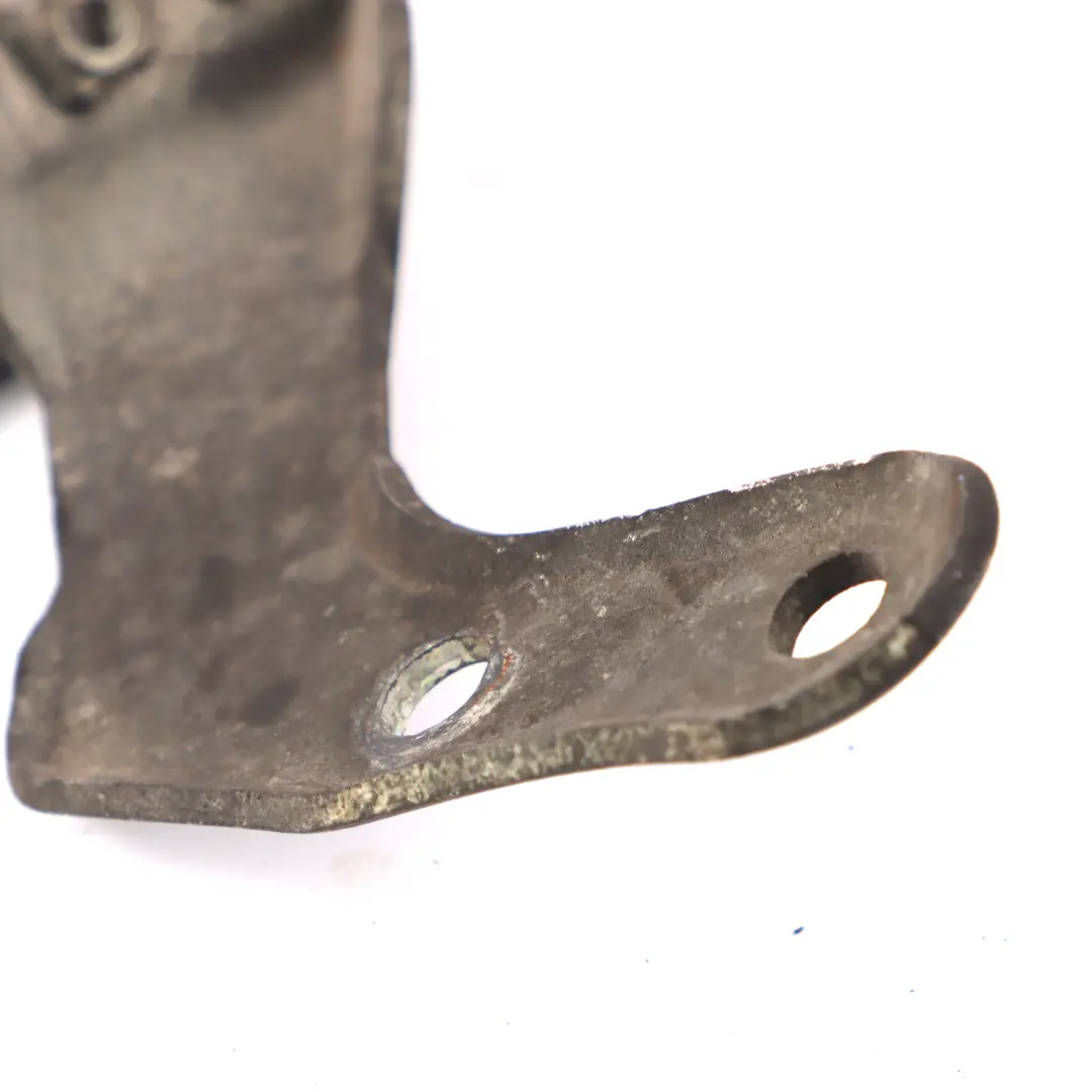 Support d'Echappement Mercedes W906 OM651 Support d'Echappement Transmission pour à propos du numéro de pièce A9064921200 Support d'Echappement Mercedes W906 OM651 Support d'Echappement Transmission - SKU A9064921200 - Numéro de pièce A9064921200