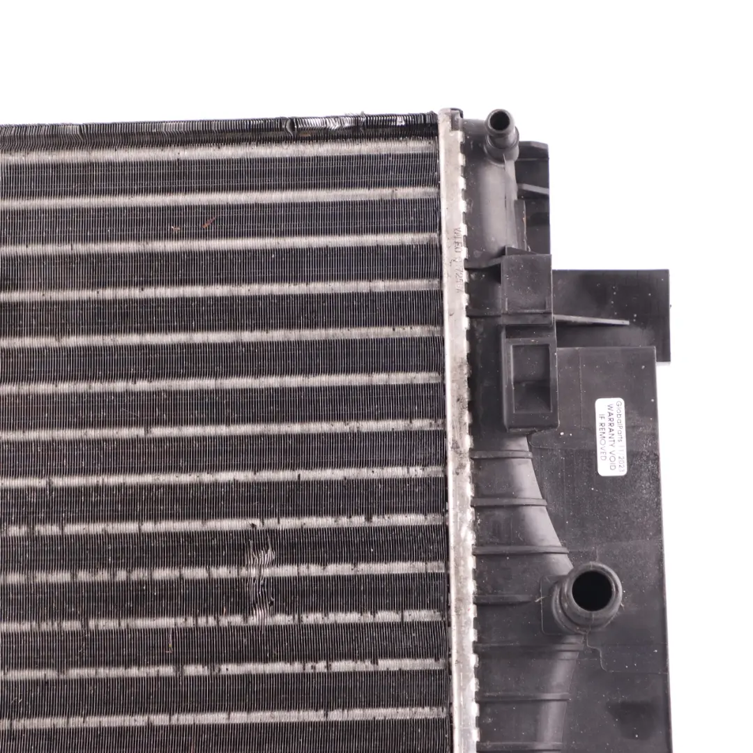 Mercedes W906 Radiateur refroidissement d'eau refroidissement diesel - SKU A9065000002 - Numéro de pièce A9065000002