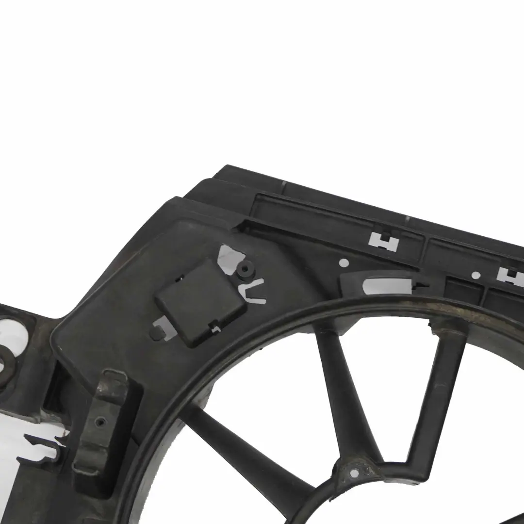 Mercedes W906 Lüfterhaube Motorkühlung Kühlerlüfter Abdeckung - SKU A9065000193 - Teilenummer A9065000193