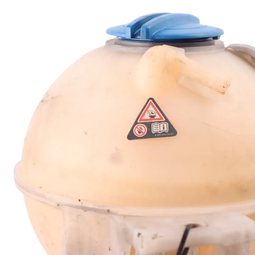 Coolant Expansion Tank Balancing Tank to Volkswagen VW Crafter with Part number A9065010103 Volkswagen VW Crafter Coolant Expansion Tank Balancing Tank - SKU A9065010103 - Part number A9065010103