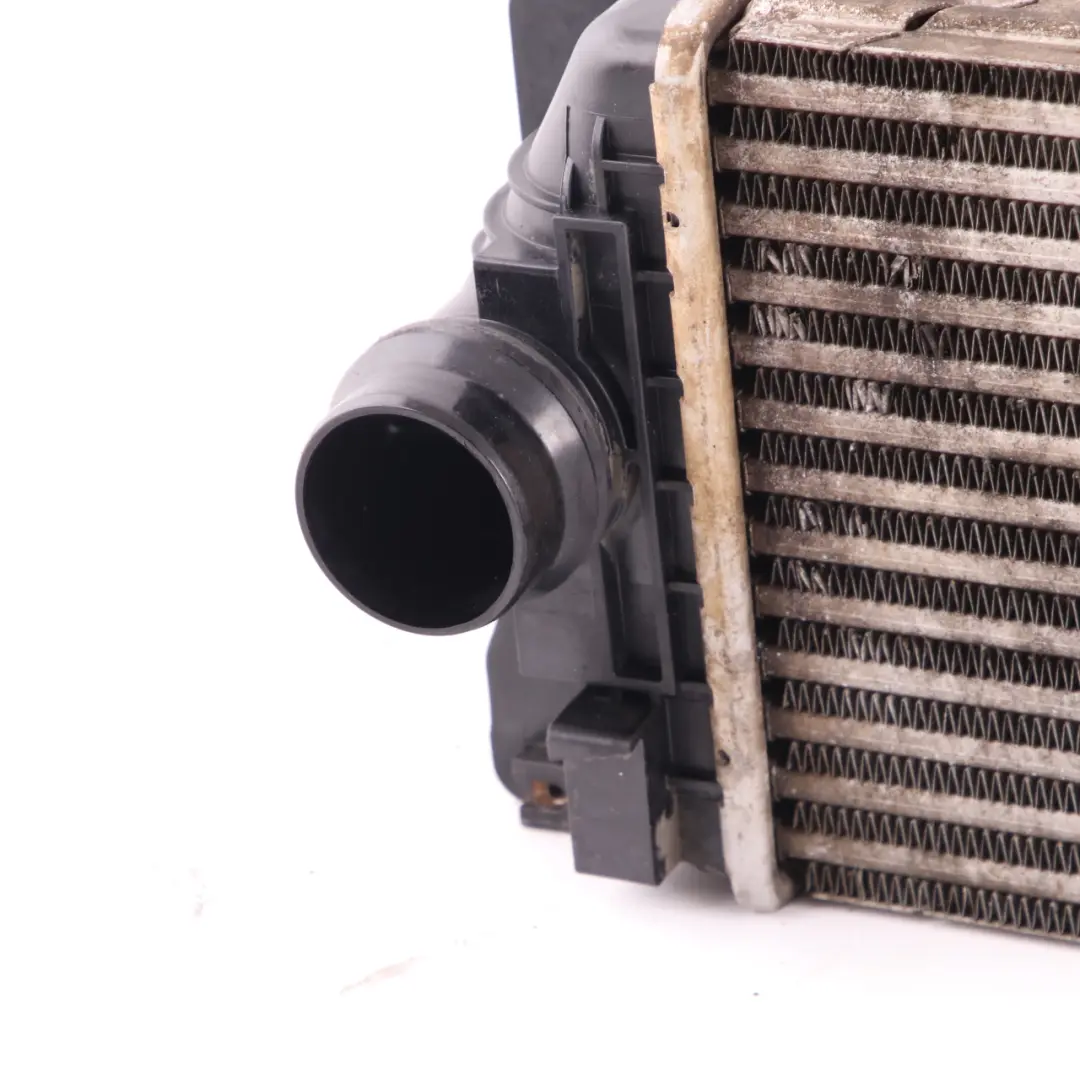 Mercedes W906 Intercooler Enfriador de aire de carga Radiador Diesel - SKU A9065010201 - Número de pieza A9065010201