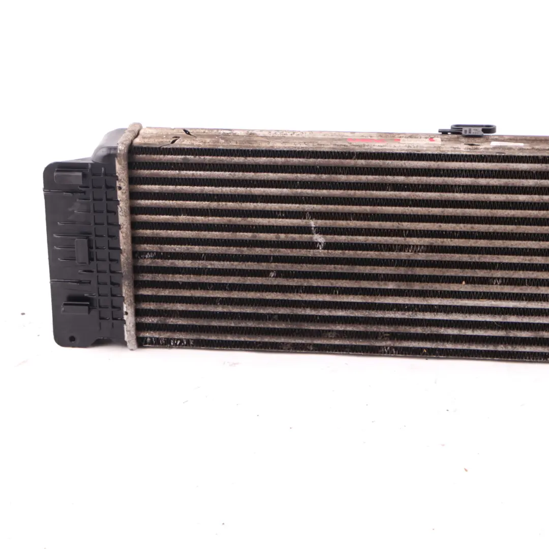 Radiateur d'air de suralimentation Intercooler Diesel pour Mercedes W906 à propos du numéro de pièce A9065010201 Mercedes W906 Radiateur d'air de suralimentation Intercooler Diesel - SKU A9065010201 - Numéro de pièce A9065010201