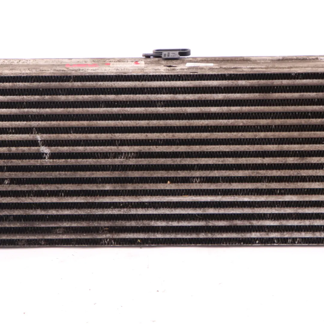 Mercedes W906 Intercooler Enfriador de aire de carga Radiador Diesel - SKU A9065010201 - Número de pieza A9065010201