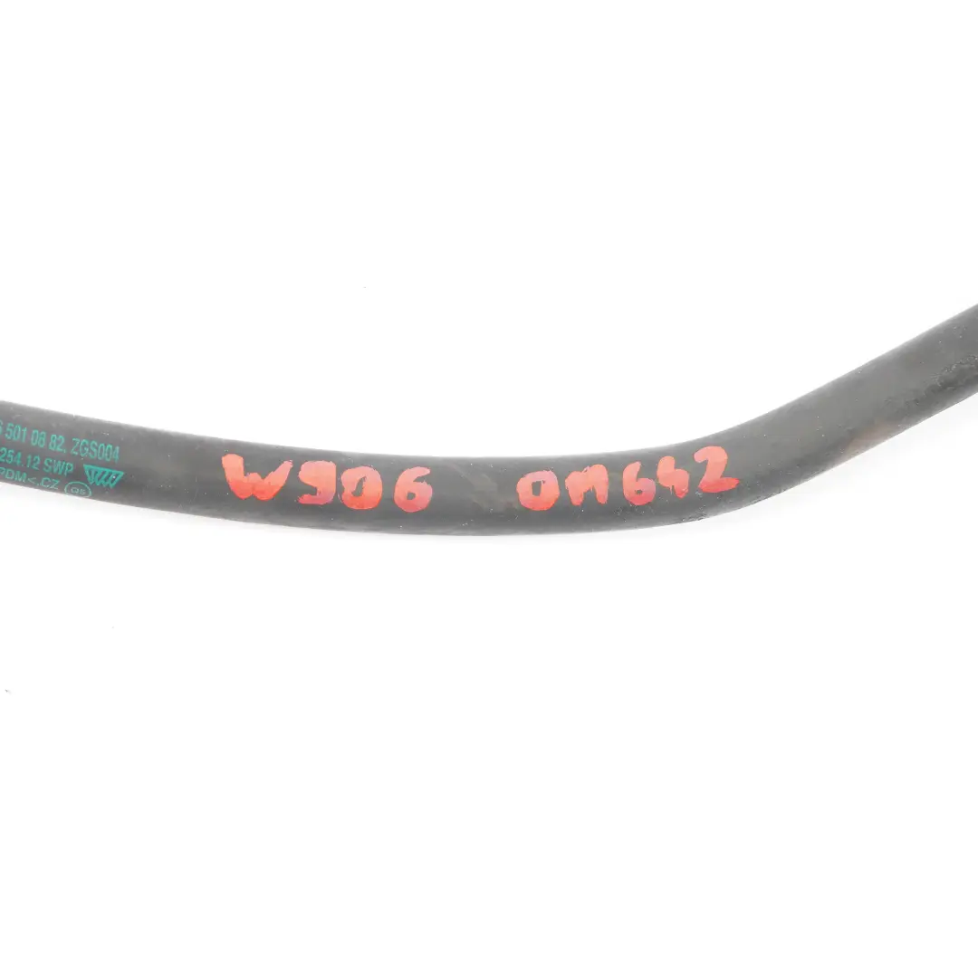 tubo acqua raffreddamento radiatore tubo refrigerante per Mercedes W906 con numero di parte A9065010882 Mercedes W906 tubo acqua raffreddamento radiatore tubo refrigerante - SKU A9065010882 - Numero di parte A9065010882