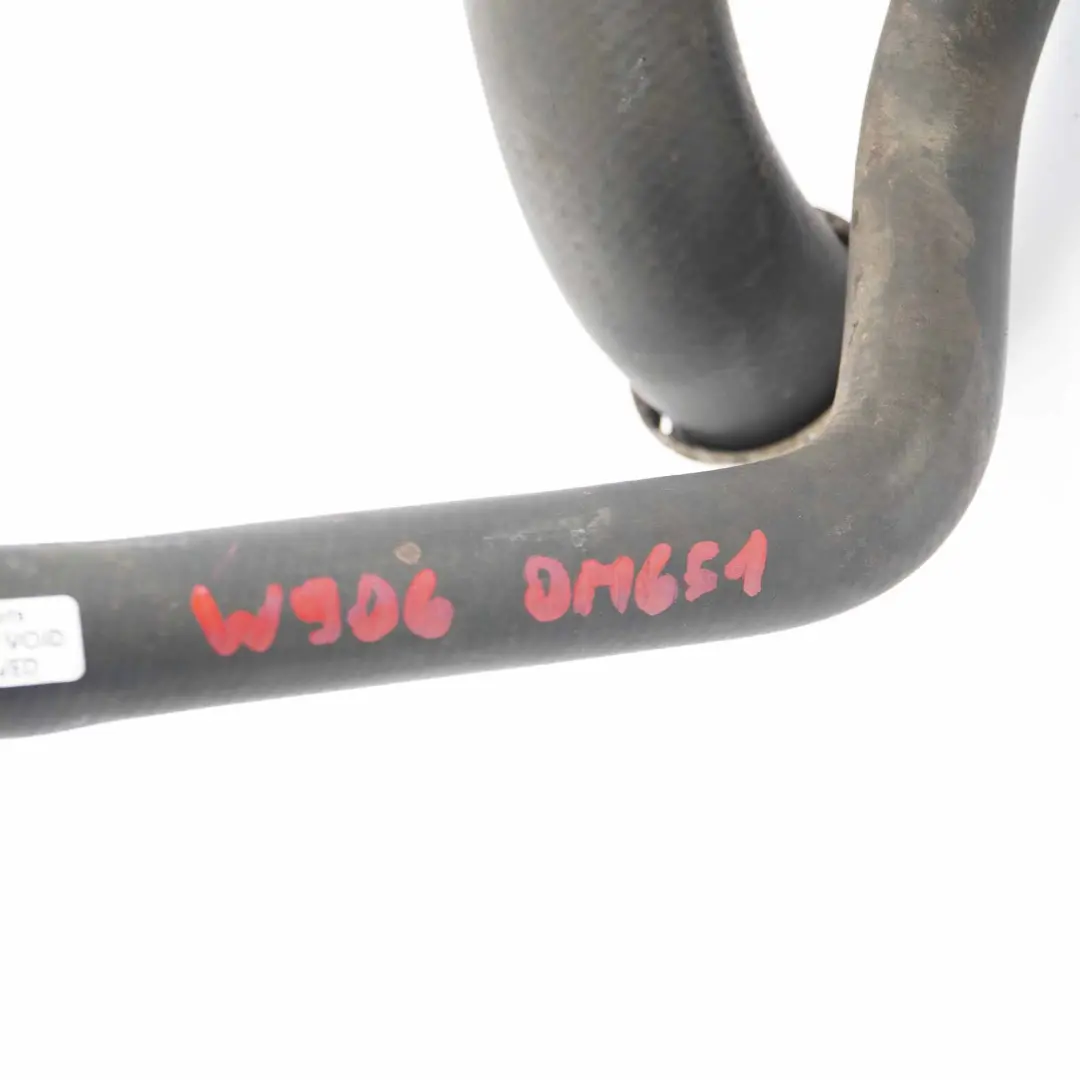 Wąż Przewód Rura Chłodnicy Wody do Mercedes W906 o numerze A9065011482 Mercedes W906 Wąż Przewód Rura Chłodnicy Wody - SKU A9065011482 - Numer Części A9065011482