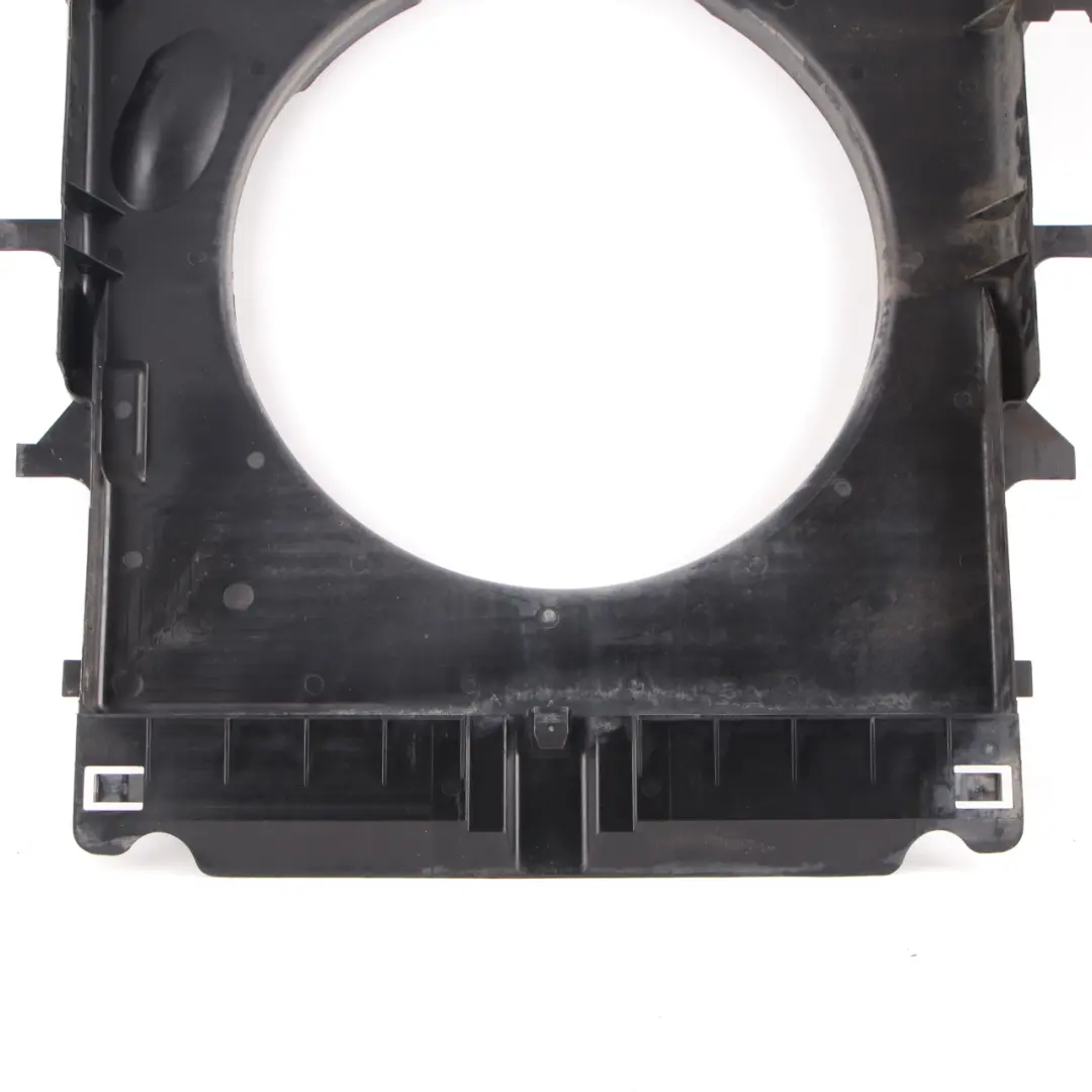  Cubierta Del Ventilador Del Radiador Mercedes W906 Motor Panel - SKU A9065050855 - Número de pieza A9065050855