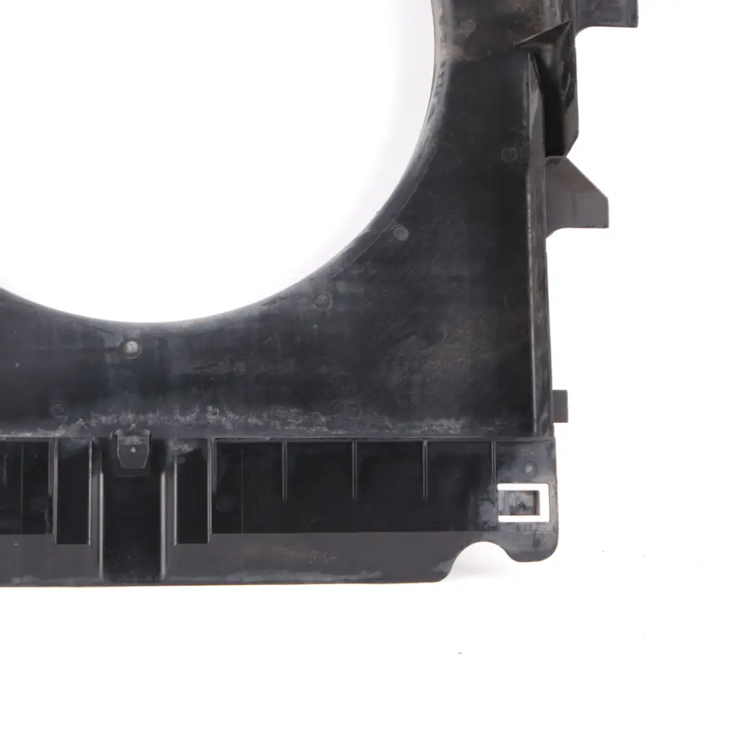  Cubierta Del Ventilador Del Radiador Mercedes W906 Motor Panel - SKU A9065050855 - Número de pieza A9065050855