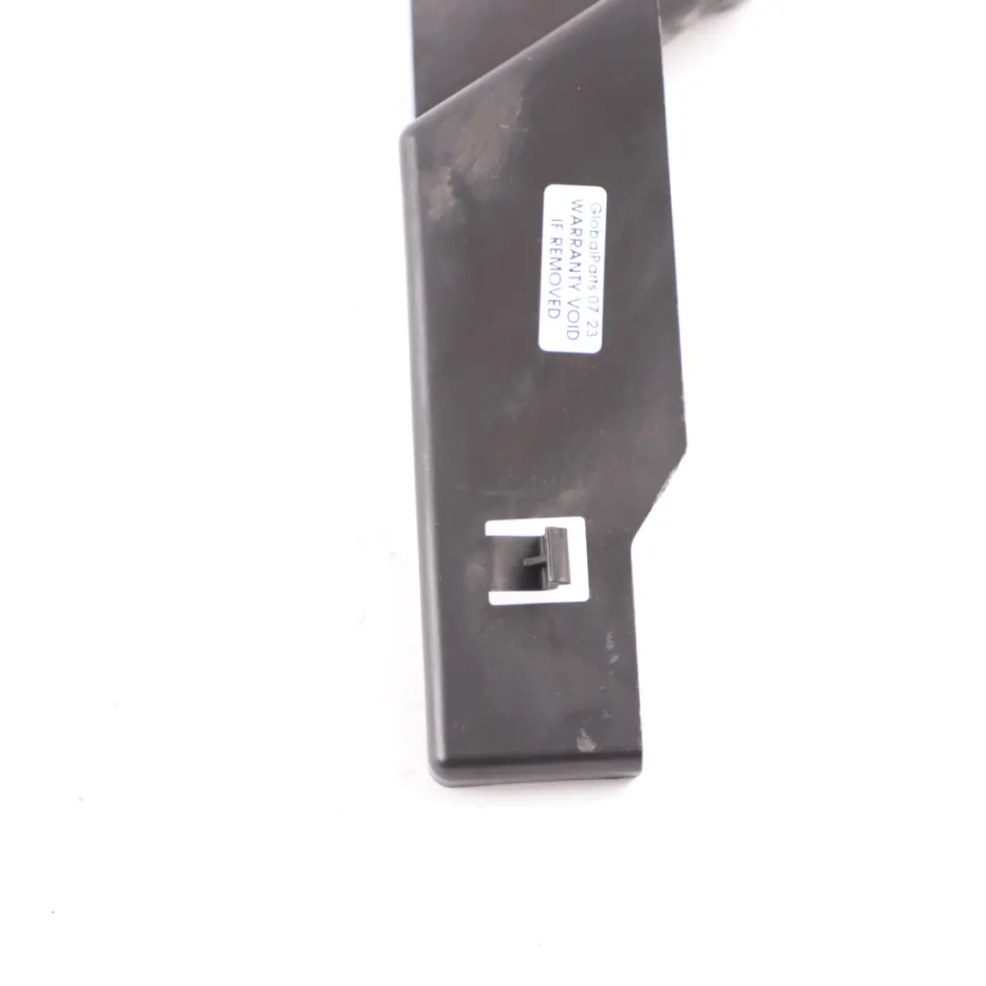 Soporte del Radiador Cubierta Soporte para Mercedes Sprinter W906 con número de pieza A9065051188 Mercedes Sprinter W906 Soporte del Radiador Cubierta Soporte - SKU A9065051188 - Número de pieza A9065051188