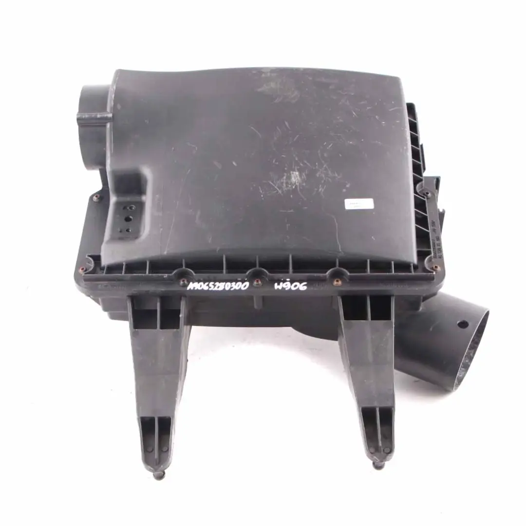 Filter Box Air Intake Silencer Muffler Diesel A0000902651 to Mercedes W906 Air with Part number A9065280300 Mercedes W906 Air Filter Box Air Intake Silencer Muffler Diesel A0000902651 - SKU A9065280300 - Part number A9065280300