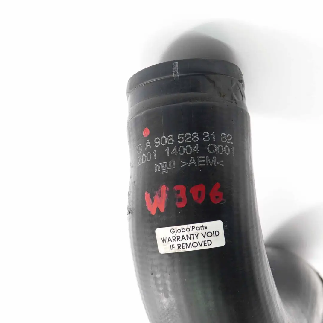 Tuyau d'admission d'air Tuyau charge Diesel pour Mercedes Sprinter W906 à propos du numéro de pièce A9065283182 Mercedes Sprinter W906 Tuyau d'admission d'air Tuyau charge Diesel - SKU A9065283182 - Numéro de pièce A9065283182