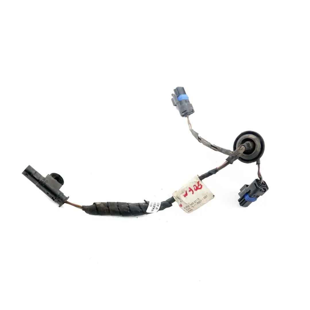 Cableado Iluminacion Placa De matricula Puerta Trasera para Mercedes Sprinter W906 con número de pieza A9065400113 Mercedes Sprinter W906 Cableado Iluminacion Placa De matricula Puerta Trasera - SKU A9065400113 - Número de pieza A9065400113