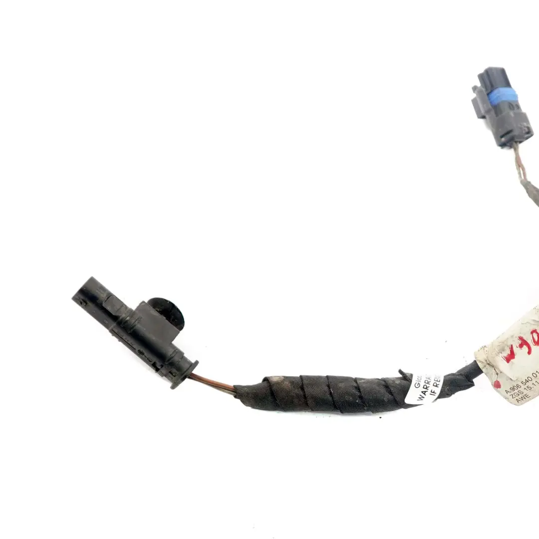  Mercedes-Benz Sprinter W906 Cable cablage l'eclairage plaque porte arriere - SKU A9065400113 - Numéro de pièce A9065400113