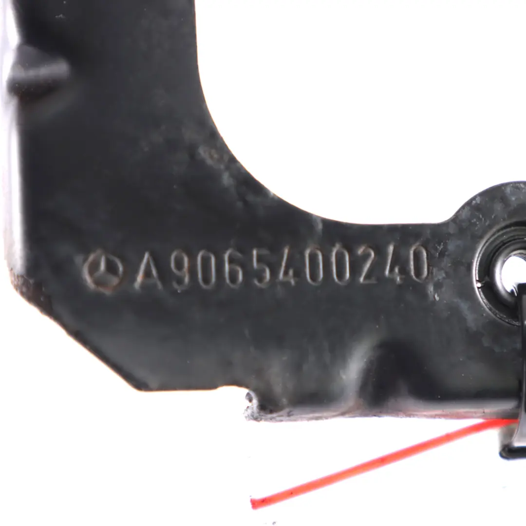  Soporte de la unidad de control del motor Mercedes W906 Diesel OM651 - SKU A9065400240 - Número de pieza A9065400240